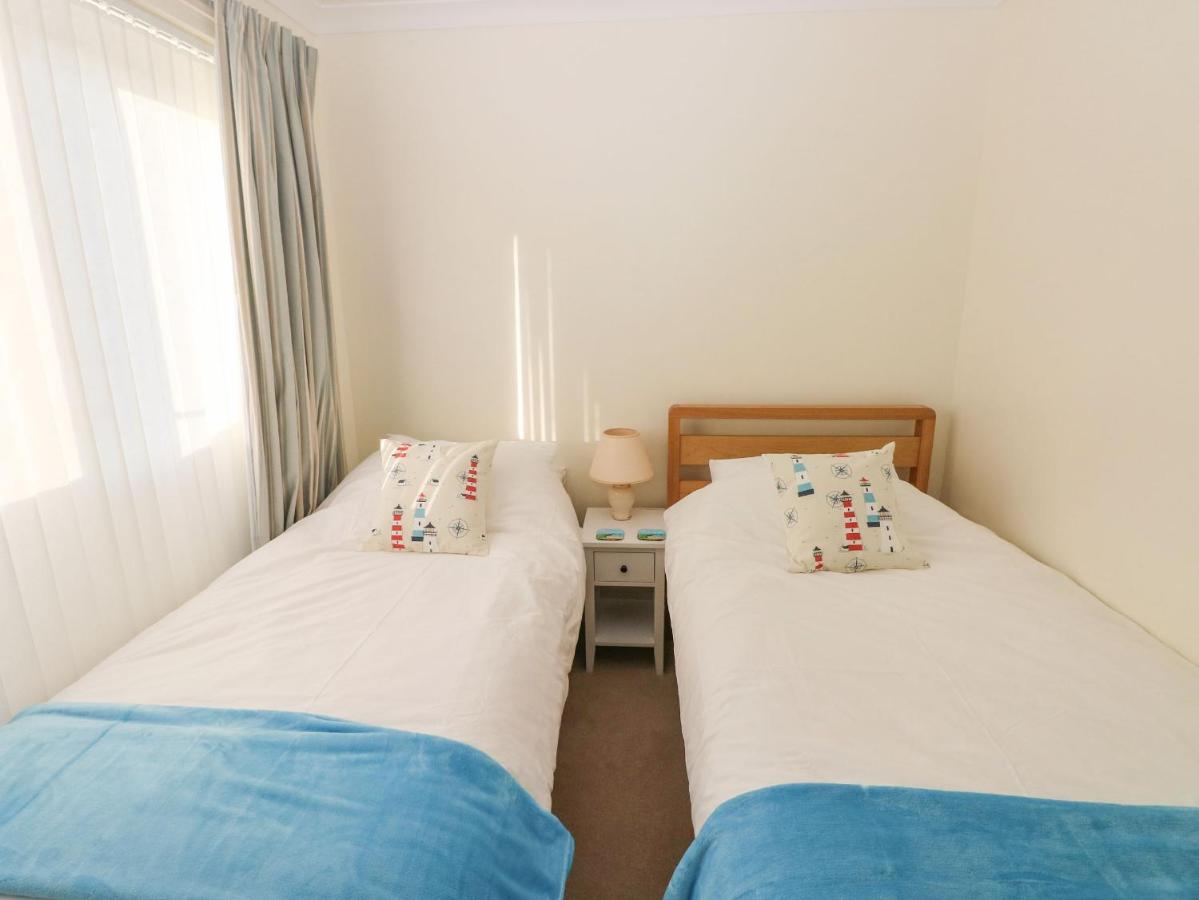 30 Long Shepherds Drive Holiday home Swansea
